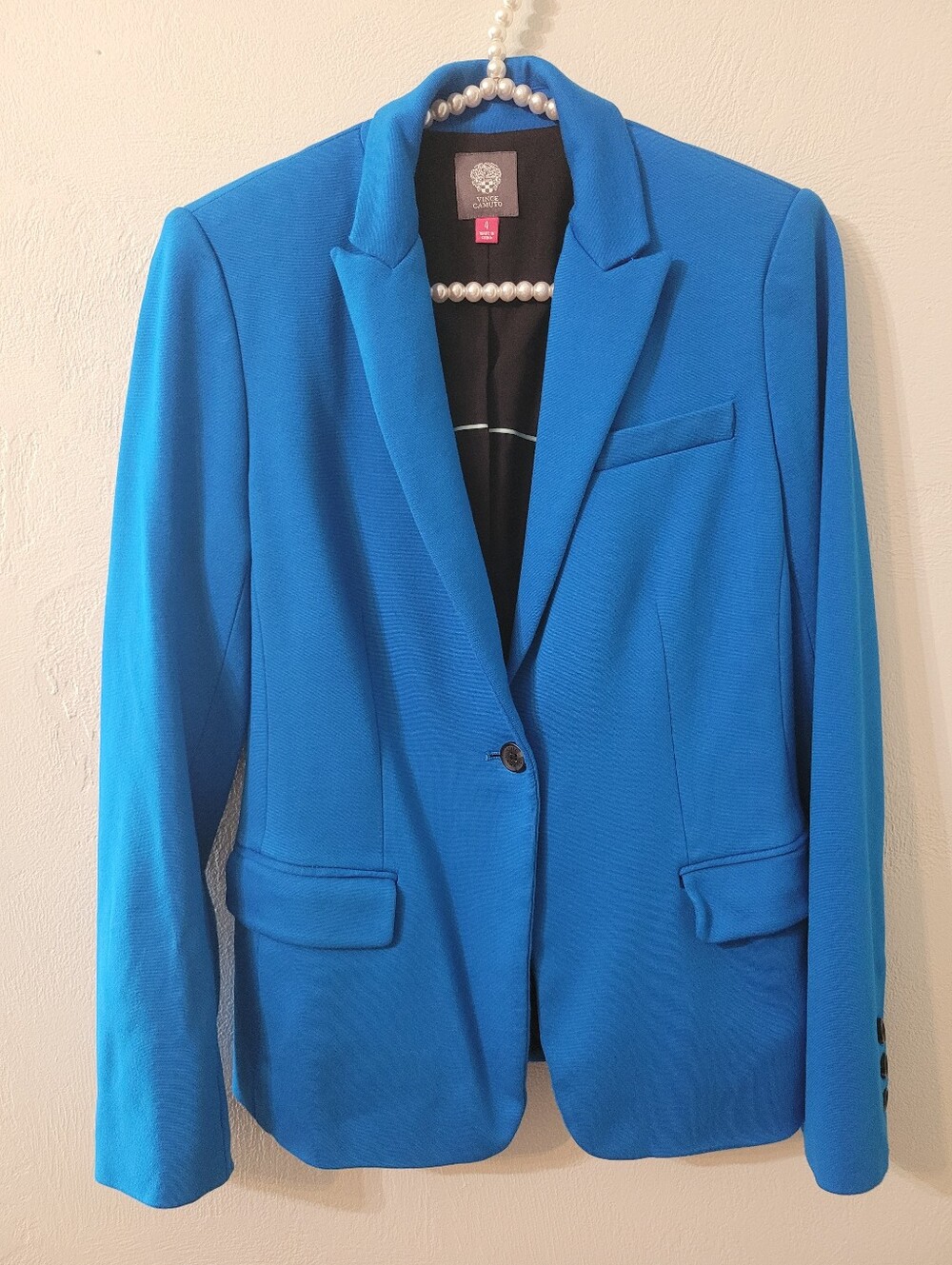 Vince Camuto Unique & Stylish Crepe Blazer Size 4